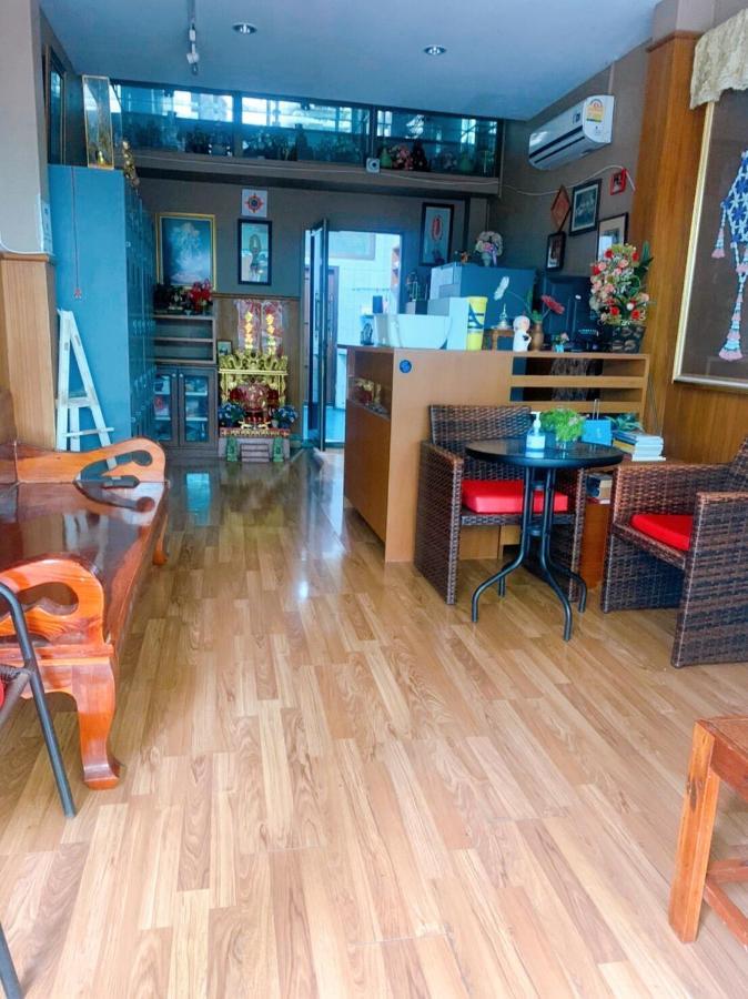 Ying Hostel Bangkok Eksteriør bilde